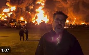 (影) 太陽被遮蔽 德黑蘭天降「油雨」! 伊能源、軍營遭重襲 以還要攻這核設施.....