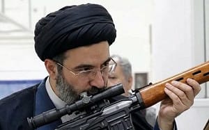 (影) 他幾乎被滅門 恐誓言復仇! 哈梅內衣子接最高領袖 國內外反對聲浪四起