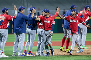 巴拿馬力克加拿大保晉級希望　墨西哥16比0扣倒巴西