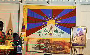 西藏抗暴晚會遭丟鞭炮干擾  民團譴責：無懼跨國鎮壓幽靈 捍衛台灣民主空間