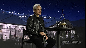 黃仁勳：輝達需多兆美元規模製造產能  晶圓廠會很忙