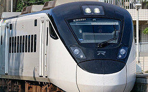 台鐵去年營收達211億創新高！員工有望領4.4個月年終獎金