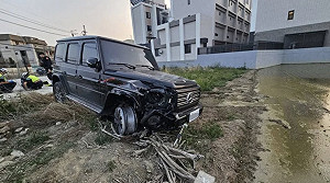 爆胎碎片散落中山高　酒駕男下交流道彰化現形被逮