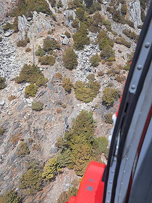 6旬山友墜秀姑巒山碎石坡重傷  空勤救援送醫