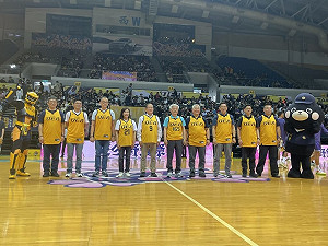 TPBL特攻邀警政署長開球　籲打詐為全民運動