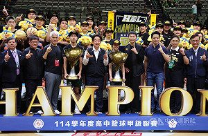 賴總統現身觀看HBL冠軍賽　肯定球員精彩表現