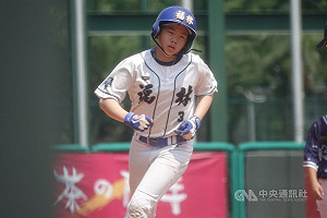 謝國城盃少棒王約翰開轟　北市福林預賽2連勝