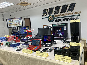 直播主開箱復古街機藏盜版遊戲侵權逾11億　3嫌送辦