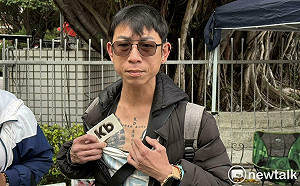 （影）柯文哲案一審將宣判  小草北院外秀刺青：KP 清清白白 