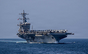 「林肯號」航艦阿拉伯海飛行作業中水兵受傷  美軍：非戰鬥相關