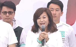 遭創黨元老斥害柯文哲被判17年還上街聲援 邱佩琳回應了