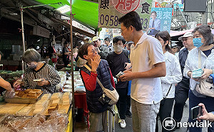 現場觀察》過年後首市場掃街再被嗆「超速仔」黃國昌還被問：真的要選市長？ 