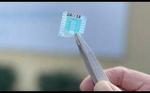 澳洲推出全球首款概念性「量子電池」 成功實現「瞬時充電」