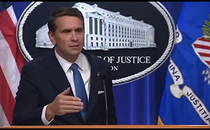 踩到阿聯酋醜聞痛點?  美副司法部長受訪爆氣開轟、卡達追討4億美元專機