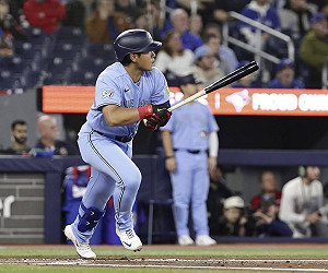 轉戰MLB開季連6場敲安　岡本和真心態放鬆不勉強自己