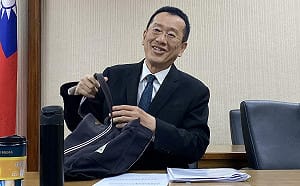 真如韓國瑜說的「沒意思」  顧立雄：第2次軍購專報、藍委只1人到場