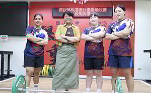 高雄鼓山高中舉重隊3姝入選國家隊    挺進2026世青賽拚佳績