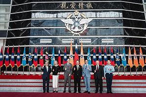 國防部長顧立雄接見美國國會議員訪團 深化台美安全合作