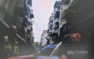 桃園專勤隊聯合查緝  逮捕逾20名非法外籍人士