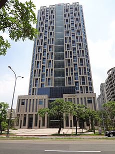 連踩洗錢法地雷 財長證實公股行庫評估撤出紐約