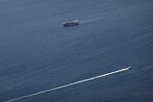 傳中東油國準備重啟經荷莫茲海峽出口 中油已租賃油輪