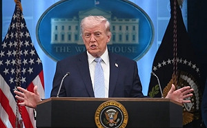 攻伊朗被罵「全能妄想」! 川普公開槓上教宗 : 我猜他「可能喜歡犯罪」