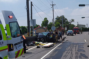 台南鹽水2死車禍 汽車駕駛與機車騎士送醫不治