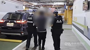 台鐵松山車站女突遭揮拳　男辯稱擋路警送辦