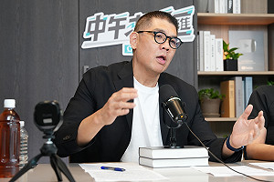 連勝文憶罹癌「電話直接掉地上」 怒轟毒油風暴：難道吃到是你活該？