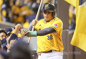 曾頌恩與家人收惡意謾罵　經紀公司將採法律行動