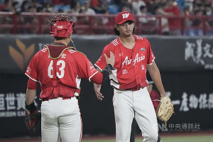 龍隊打擊爆發　兄弟開季15戰寫隊史最快12敗紀錄