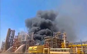 莫迪剪綵前24小時! 印度煉油廠啟用前突大火 斥資85.3億美元設施成焦點