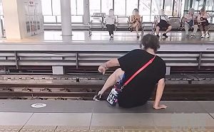 台中車站婦人為撿100元跳入軌道！列車差3分鐘進站 鐵路警察追查