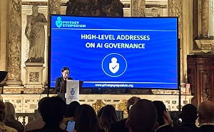 數發部次長侯宜秀出席隱私權論壇  分享台灣主權AI與資料治理策略