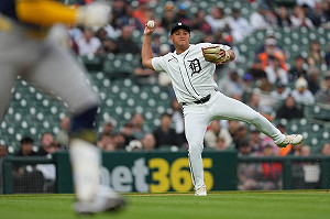 美職李灝宇首次先發守二壘　配合盜壘阻殺獲稱讚