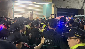 大甲媽回鑾　女推擠警遭壓制依妨害公務罪嫌究辦