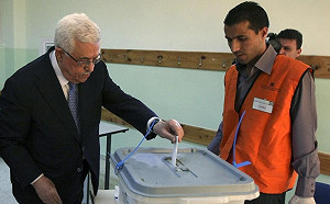 加薩戰後首場巴勒斯坦選舉　投票率低競爭有限