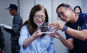 被問沈伯洋新髮型　管碧玲笑回：上班時間先不聊這題 