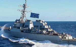 美在亞洲主力戰艦大火! 導彈驅逐艦希金斯號無電力 推進系統癱瘓