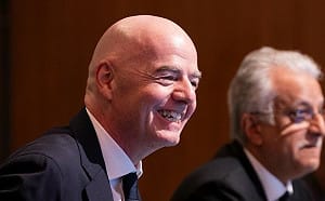 (影) FIFA主席想享「闖紅燈特權」被加國拒! 再拋震撼彈：伊朗可踢世界盃