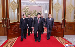 北韓新憲落實「兩國論」  首爾解讀：體制競爭轉向長期對峙 