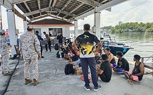 印尼移民船馬來西亞外海翻覆 23人獲救、14人下落不明