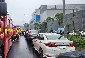 國家儲能系統檢測中心竄濃煙　苗消馳援無人傷