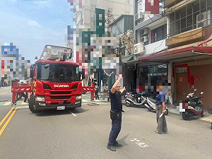 高雄鳳山民宅火警　7旬翁獨居陳屍屋內
