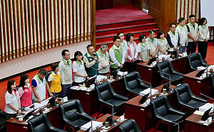 砍完軍購預算再刪海外華語教學   高市議會民進黨團批柯志恩接二連三「助攻」中共  