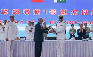 中軍售「巴鐵」擴大! 交付首艘「漢果」級潛艇 護衛艦、戰機、導彈跟著來