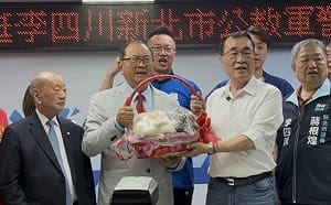 自己選才知「坐轎」辛苦    李四川：創造讓公務員敢做事環境　