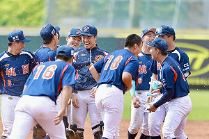 邱文佑雙轟助桃園王貞治青棒奪冠 獲小馬聯盟代表權