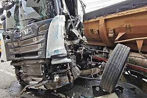 彰化連2天爆毒駕 上午砂石車失控波及休旅車機車3傷