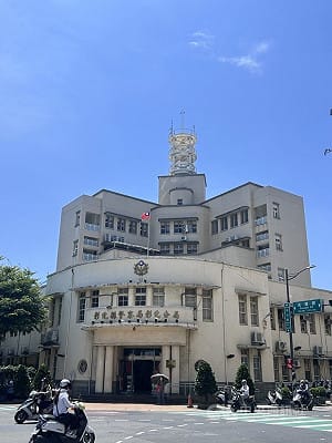彰化警辦毒品案涉性侵16歲嫌疑人　被記2大過免職